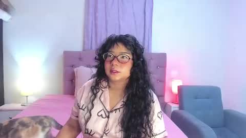 Martina online show from June 14, 2026, 6:04 am