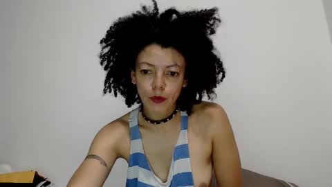 Latinacoka online show from February 5, 2025, 12:10 am