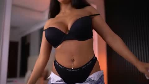 Latina online show from July 8, 2026, 6:12 pm