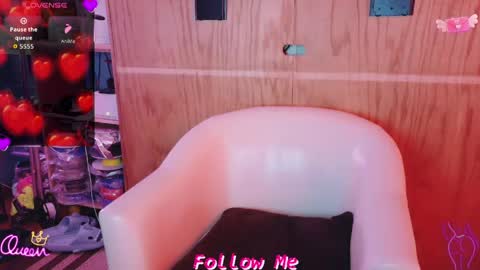 Snapshot of latinaqueen4u chatting on May 19, 2026, 5:19 pm Your Latina Lover online show from May 19, 2026, 5:19 pm