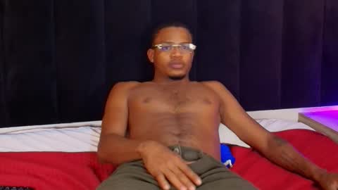 latinblack_98 online show from January 8, 2026, 11:29 pm