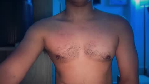 LATiNBOiiXXX online show from April 4, 2026, 3:16 am