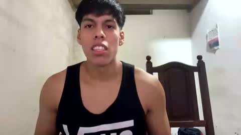 Snapshot of latindark_ chatting on March 23, 2026, 7:56 am LatinDark online show from March 23, 2026, 7:56 am