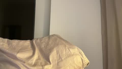 Snapshot of latinella chatting on April 23, 2026, 2:24 am Hi - online show from April 23, 2026, 2:24 am
