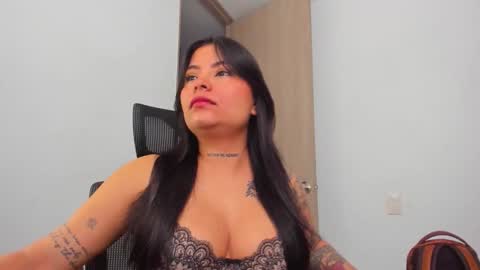 Mistress Maddie and Master Jordan  online show from January 6, 2026, 3:43 am