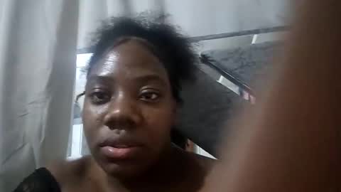 Snapshot of latinhoney487 chatting on March 21, 2026, 12:04 am Latinhoney487 online show from March 21, 2026, 12:04 am