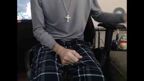 latinlover513 online show from February 9, 2025, 3:45 pm