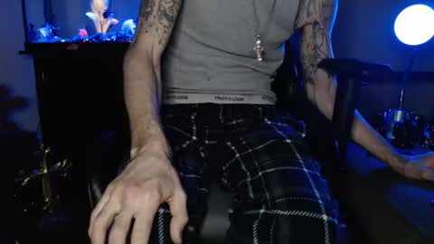 latinlover513 online show from February 10, 2025, 12:29 pm