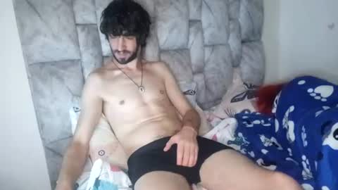 latinlustandfrenchkiss online show from July 18, 2026, 5:11 am