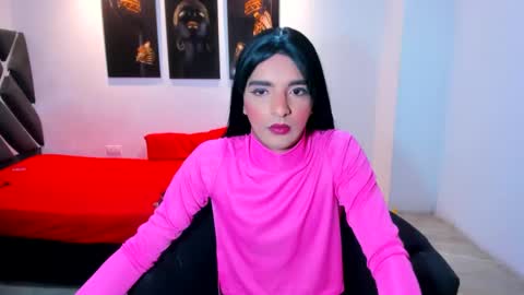 latinmia23hot online show from March 12, 2025, 7:02 am