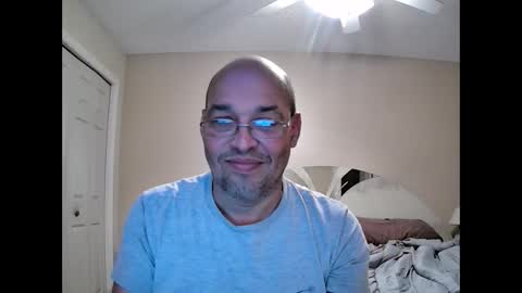 latinoinfla online show from January 19, 2025, 1:43 am