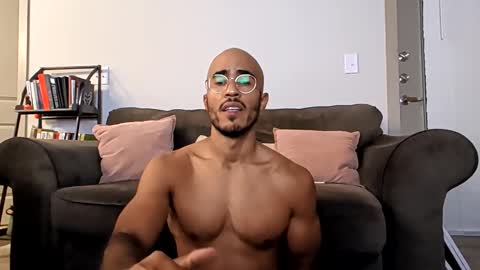 Snapshot of latinomixedbbc chatting on October 20, 2025, 12:33 am latinomixedbbc online show from October 20, 2025, 12:33 am