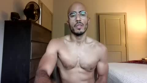 Snapshot of latinomixedbbc chatting on November 21, 2025, 3:11 pm latinomixedbbc online show from November 21, 2025, 3:11 pm