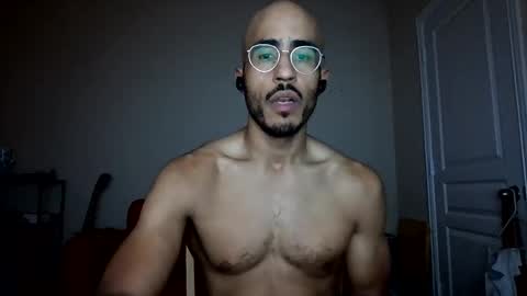 Snapshot of latinomixedbbc chatting on March 1, 2026, 7:32 am latinomixedbbc online show from March 1, 2026, 7:32 am