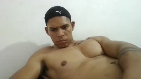 latinoxxl22cm online show from February 23, 2025, 5:56 am