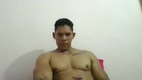 latinoxxl22cm online show from March 7, 2025, 3:19 am