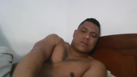 Snapshot of latinrayf chatting on December 18, 2024, 3:58 am latinrayf online show from December 18, 2024, 3:58 am