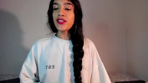 latinsecretfantasy online show from February 19, 2025, 1:50 pm