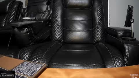 Snapshot of latinstud7 chatting on October 3, 2025, 6:16 pm Nico online show from October 3, 2025, 6:16 pm