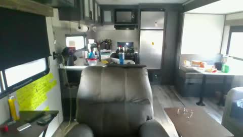 Snapshot of latniter742349 chatting on October 26, 2025, 7:42 pm latniter online show from October 26, 2025, 7:42 pm