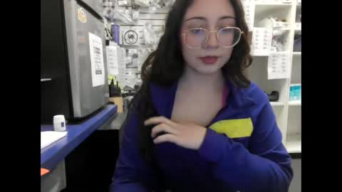 Snapshot of latoxicatease chatting on September 17, 2025, 7:48 pm latoxicatease online show from September 17, 2025, 7:48 pm