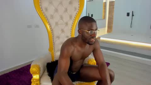 LEANDRO online show from December 24, 2024, 12:22 pm