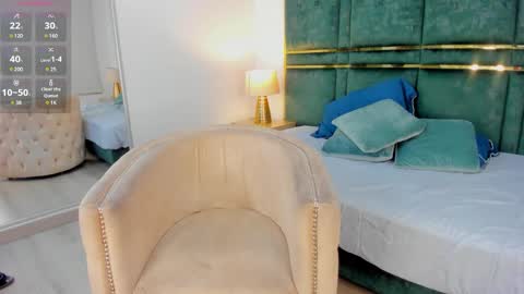 LEANDRO online show from February 12, 2025, 11:40 am