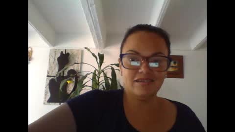 Laura online show from December 20, 2025, 8:38 pm