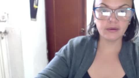 Snapshot of lau16310 chatting on July 8, 2026, 12:20 pm Laura online show from July 8, 2026, 12:20 pm