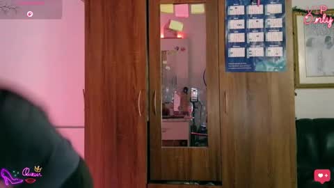 laujgray online show from February 27, 2026, 11:32 am