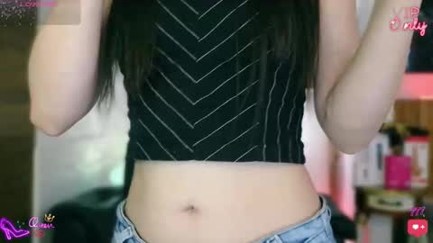 laujgray online show from May 8, 2026, 11:59 am