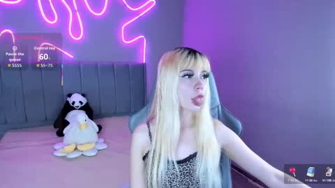 Snapshot of laukyubey1 chatting on October 9, 2025, 7:56 pm laukyubey1 online show from October 9, 2025, 7:56 pm