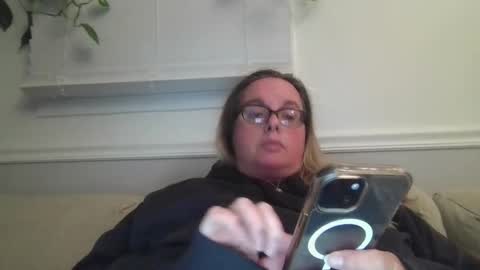 LauLauMa online show from December 6, 2024, 12:34 am