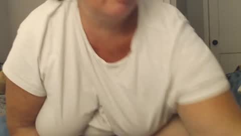 LauLauMa online show from July 2, 2026, 3:23 am