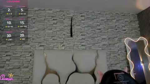 laulin_tay online show from July 24, 2026, 3:48 am