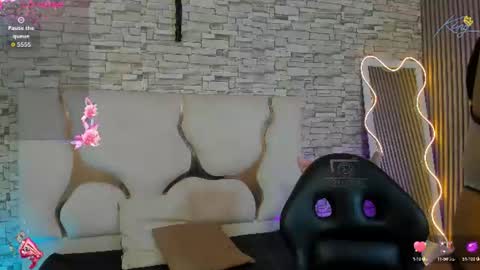 laulin_tay online show from July 26, 2026, 3:25 am