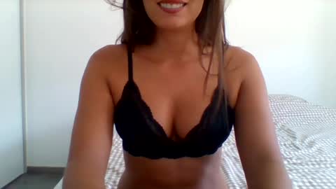 Laura online show from July 3, 2026, 12:00 pm
