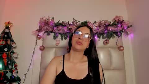 laura__js_ online show from December 20, 2025, 4:19 am