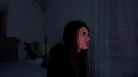 Snapshot of laura__leee chatting on January 2, 2025, 6:07 am Laura online show from January 2, 2025, 6:07 am