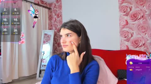Snapshot of laura__leee chatting on January 15, 2025, 9:45 am Laura online show from January 15, 2025, 9:45 am