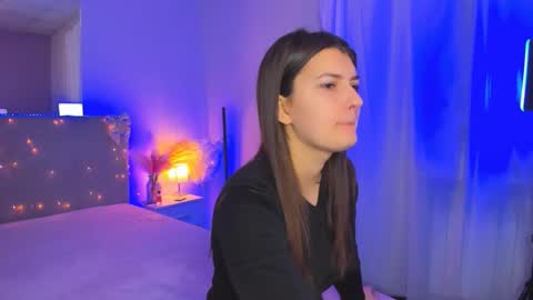 Laura online show from March 25, 2026, 5:57 am