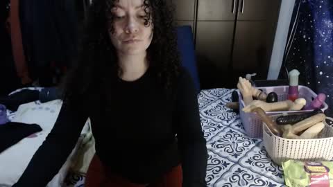 Snapshot of laura_anal_ chatting on September 19, 2025, 6:37 am  Wen  online show from September 19, 2025, 6:37 am