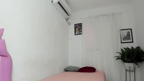 laura_and_kevin online show from February 3, 2026, 8:36 pm