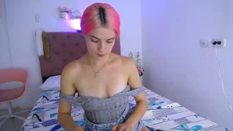 Snapshot of laura_candy02 chatting on February 27, 2025, 5:58 pm LAURA online show from February 27, 2025, 5:58 pm