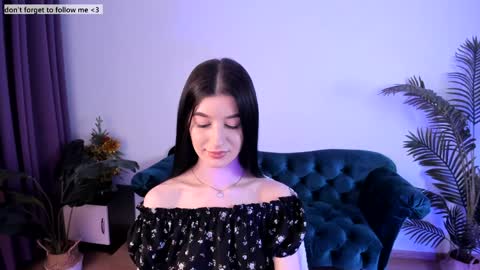 Snapshot of laura_coy chatting on January 14, 2025, 8:15 pm Laura online show from January 14, 2025, 8:15 pm