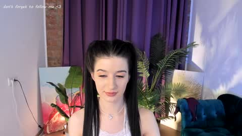 Snapshot of laura_coy chatting on January 30, 2025, 11:24 pm Laura online show from January 30, 2025, 11:24 pm