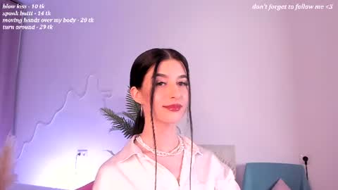 Laura online show from August 7, 2026, 8:55 pm