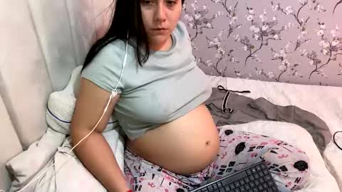 Snapshot of laura_d23 chatting on January 25, 2025, 4:45 am laura online show from January 25, 2025, 4:45 am