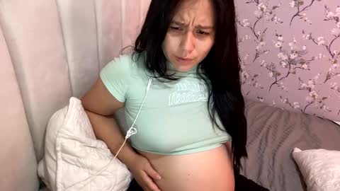 Snapshot of laura_d23 chatting on February 6, 2025, 3:06 am laura online show from February 6, 2025, 3:06 am