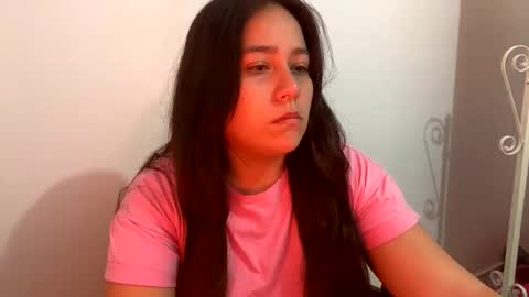 Snapshot of laura_d23 chatting on September 10, 2025, 1:49 am laura online show from September 10, 2025, 1:49 am